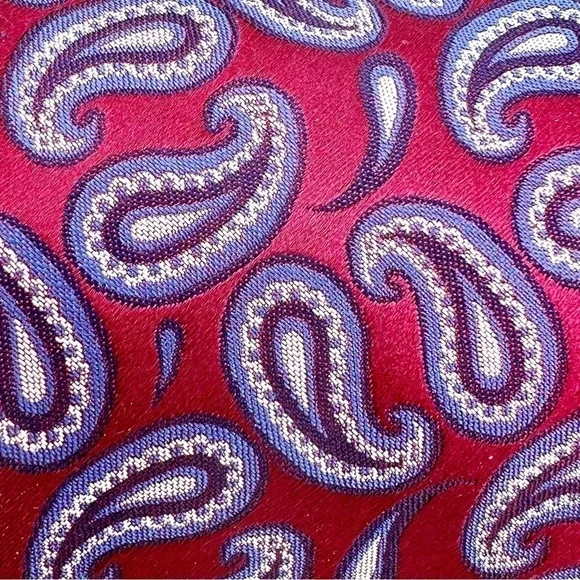 Robert Talbott Paisley Woven Silk Tie Best of Class Red Navy Blue White New NWT - Picture 5 of 7